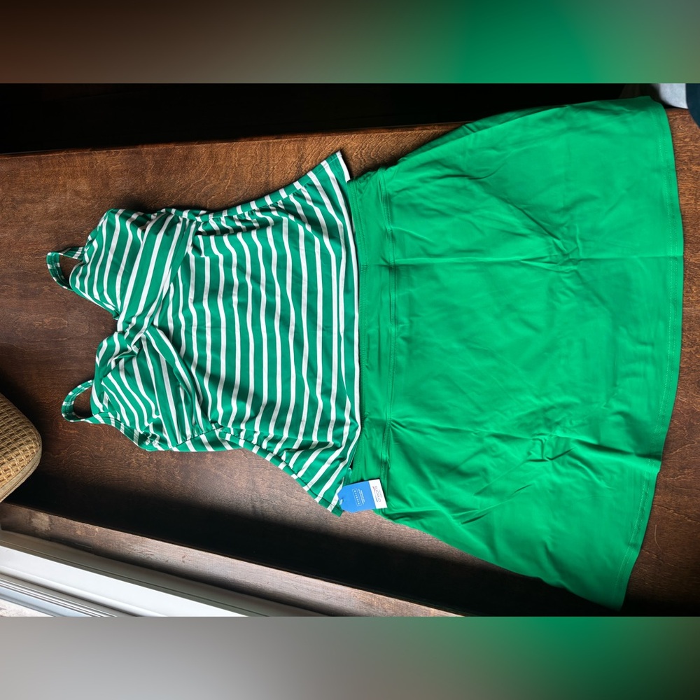 NWT Lands End swimsuit, 2-piece with swim skirt